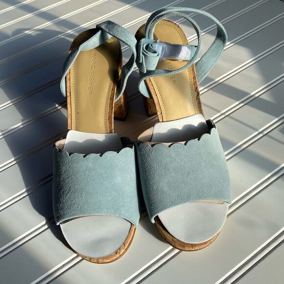 NWOT Marc Fisher Women's Blue Suede Open Toe Cuban Heel Size 10 - Picture 3 of 7